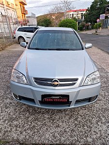 ASTRA HB 4P ADVANTAGE 2.0 2009, COM AR CONDICIONADO, VIDROS ELÉTRICOS E DIREÇÃO HIDRÁULICA