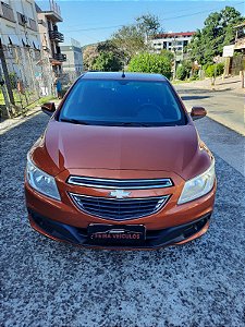 ONIX LT 1.0 2013, COM AR CONDICIONADO, VIDROS ELÉTRICOS E DIREÇÃO HIDRÁULICA /// VALOR DO VEÍCULO COM TROCA R$ 44.900,00 ///