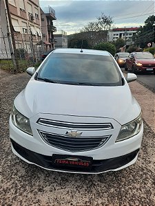 ONIX 1.0 LT 2014, COM AR CONDICIONADO, VIDROS ELÉTRICOS E DIREÇÃO HIDRÁULICA /// VALOR DO VEÍCULO COM TROCA R$ 43.900,00 ///