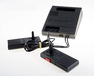 Console Supergame VG 3000 CCE Seminovo