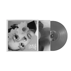 Ariana Grande – Petal (Vinil Grey Skies Cinza com Capa Alternativa) – LP