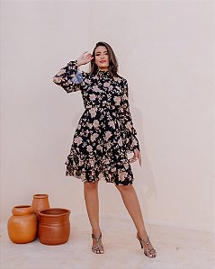 Vestido Evasê Tulle Preto Floral Forrado com Detalhes em Lastex