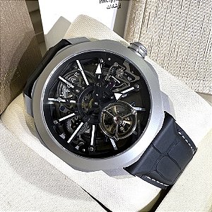 Relógio Bvlgari Octo Tourbillon masculino