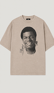 Camiseta almir guineto Areia