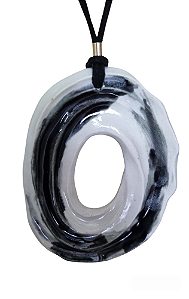 Colar  de Porcelana A3  -  Preto e Branco