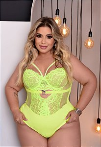 Conjunto de body e saia em renda plus size - Camilly Plus Size