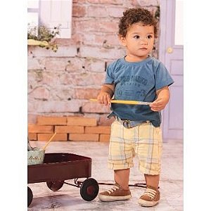 Conjunto Infantil com Camiseta Azul e Bermuda Xadrez Amarela Sonho Mágico