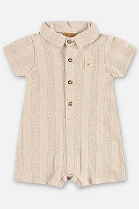 Macaquinho Social para Bebê Menino em Malha Tricot Offhite com Botões Up Baby