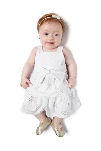 Conjunto para Bebê Menina com Vestido e Calcinha em Malha de Laise Branca TMX