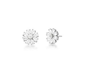 BRINCO DE FLOR COM PÉROLA CENTRAL BANHADO A RÓDIO BRANCO