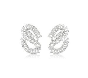 BRINCO LUXO CURVO COM CRAVAÇÃO CRISTAL BANHADO A RÓDIO BRANCO