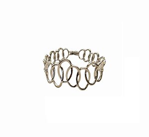 PULSEIRA RÍGIDA COM ELOS LISOS BANHADO A RÓDIO BRANCO