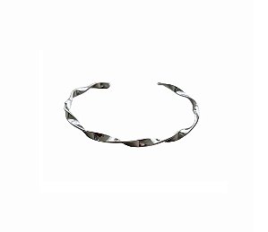 BRACELETE TRANÇADO LISO ESTREITO BANHADO A RÓDIO BRANCO