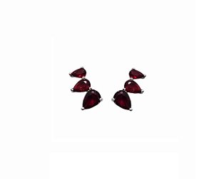 MINI EAR CUFF TRÊS GOTAS RUBI BANHADO A RÓDIO BRANCO
