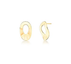 BRINCO CURVO OVALADO LISO BANHADO A OURO