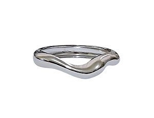 BRACELETE LISO ORGÂNICO CURVO BANHADO A RÓDIO BRANCO