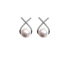 BRINCO EM X COM PÉROLA BANHADO A RÓDIO BRANCO