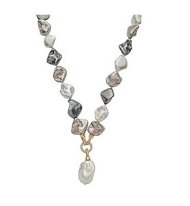 COLAR DE PÉROLAS BARROCAS EM TONS DIVERSOS BANHADO A OURO