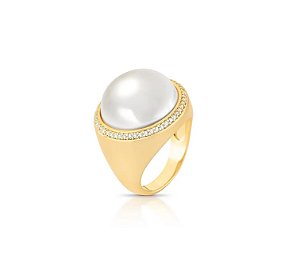 Anel Pérola Redondo com Cravação Lateral Banhado a Ouro