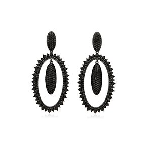 Brinco Oval em Pêndulo Cravejado Banhado a Ródio Negro