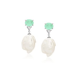 Brinco de Pérola Barroca com Base Oval em Esmeralda Colombiana Fusion Banhado a Ródio Branco