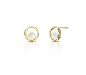 Brinco Oval com Pérola Central e Cravação Lateral Banhado a Ouro