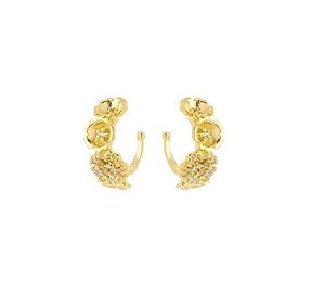 PAR DE PIERCINGS FLORES BANHADO A OURO