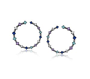 BRINCO CIRCULAR COM PEDRAS COLORIDAS BANHADO A RÓDIO NEGRO