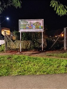 Postes em estrutura Metálica Galvanizada