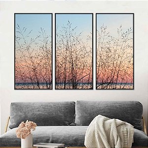 Conjunto de 3 quadros decorativos Galhos Secos no céu rosa.