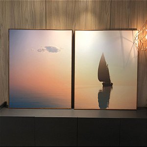 Conjunto de 2 quadros decorativos Fotografia Barco. Medida 80x100cm cada, em Canvas moldura filete madeira freijó