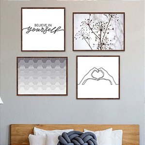 Conjunto com 4 quadros decorativos Belive. Coleção Assinada: Daniel Kroth