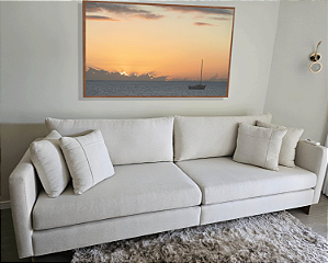 Quadro decorativo barco ao nascer do sol 150x90 com moldura filete madeira em Canvas Fineart.