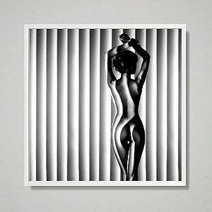 Quadro decorativo Mulher de costas preto e branco.