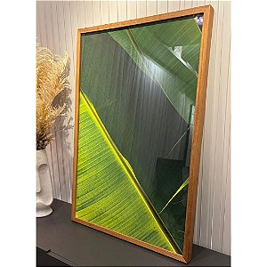 Quadro decorativo Folha Verde, medida 0,70x1,00. Impressão Fotográfica com moldura freijó de lâmina natural.