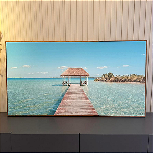 Quadro decorativo paisagem. Medida 1,20x0,65cm Canvas com moldura filete freijó