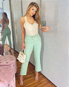 Blusa regata com detalhe de renda nas costas  Eva Bella Nina