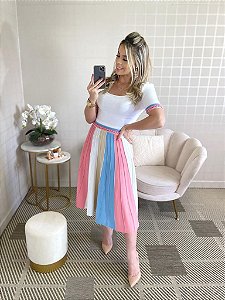 Conjunto Tricot com cropped e saia tricolor