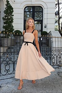 Vestido Midi de Crepe Nude Girona