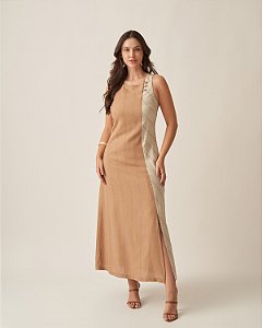 Vestido Midi em Viscose e Linho com Recorte Lateral – Nuxx