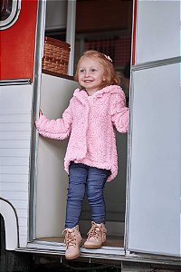 Casaco de Bebê Feminino de Pele Rosa com Capuz