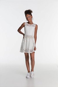 Vestido Juvenil Off White Renda com Shorts da BobbyLulu
