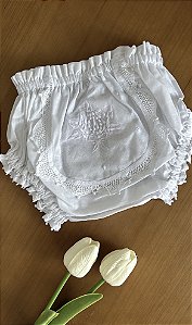 Calcinha para Batizado bordada e com renda renascença