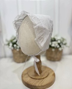 Touca branca de Batizado - com renda paraíba