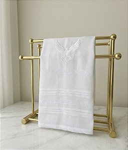 Toalha de Batismo bordada em Linho com renda paraíba