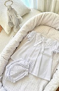 Vestido Branco Trapézio em Renascença Bebê