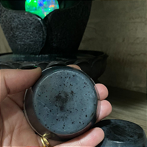 Sabonete Vegano de Carvão Ativado - 85 gramas