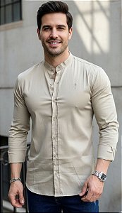 Camisa Slim Fit Gola Padre Acetinada Longa Areia