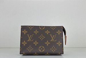 LOUIS VUITTON NECESSAIRE