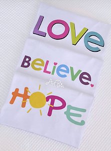 Tshirt Love, Believe e Hope